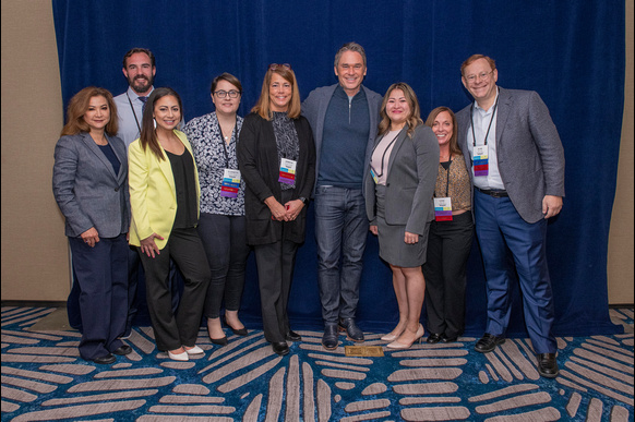 Safeguard Properties Hosts Meet and Greet with Marcus Buckingham at MBA Servicing 2022